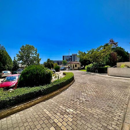 Sea Breeze Apartment Varna Bagian luar foto